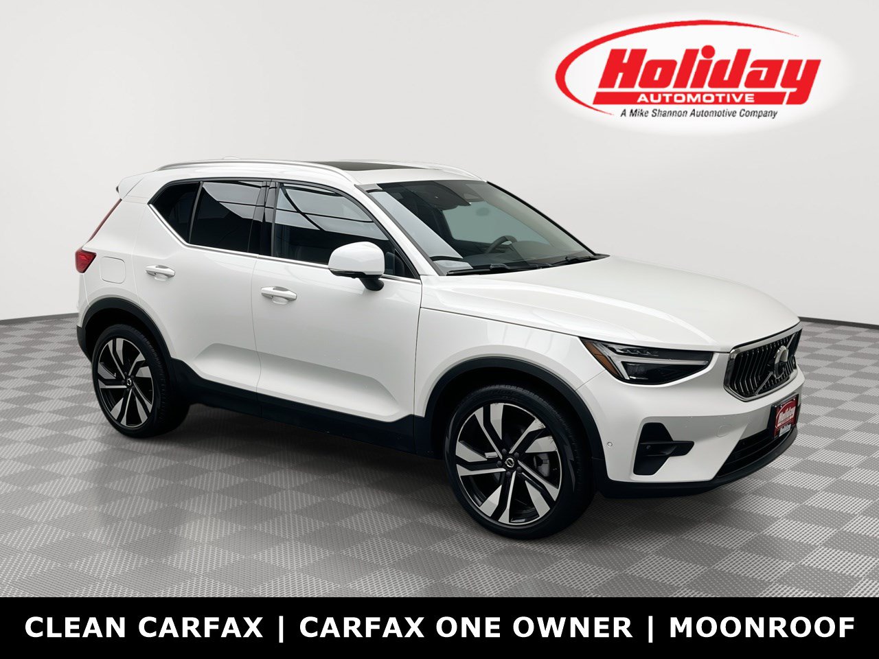 Used 2023 Volvo XC40 B5 Ultimate w/ Protection Package Premier AWD/4WD image 1