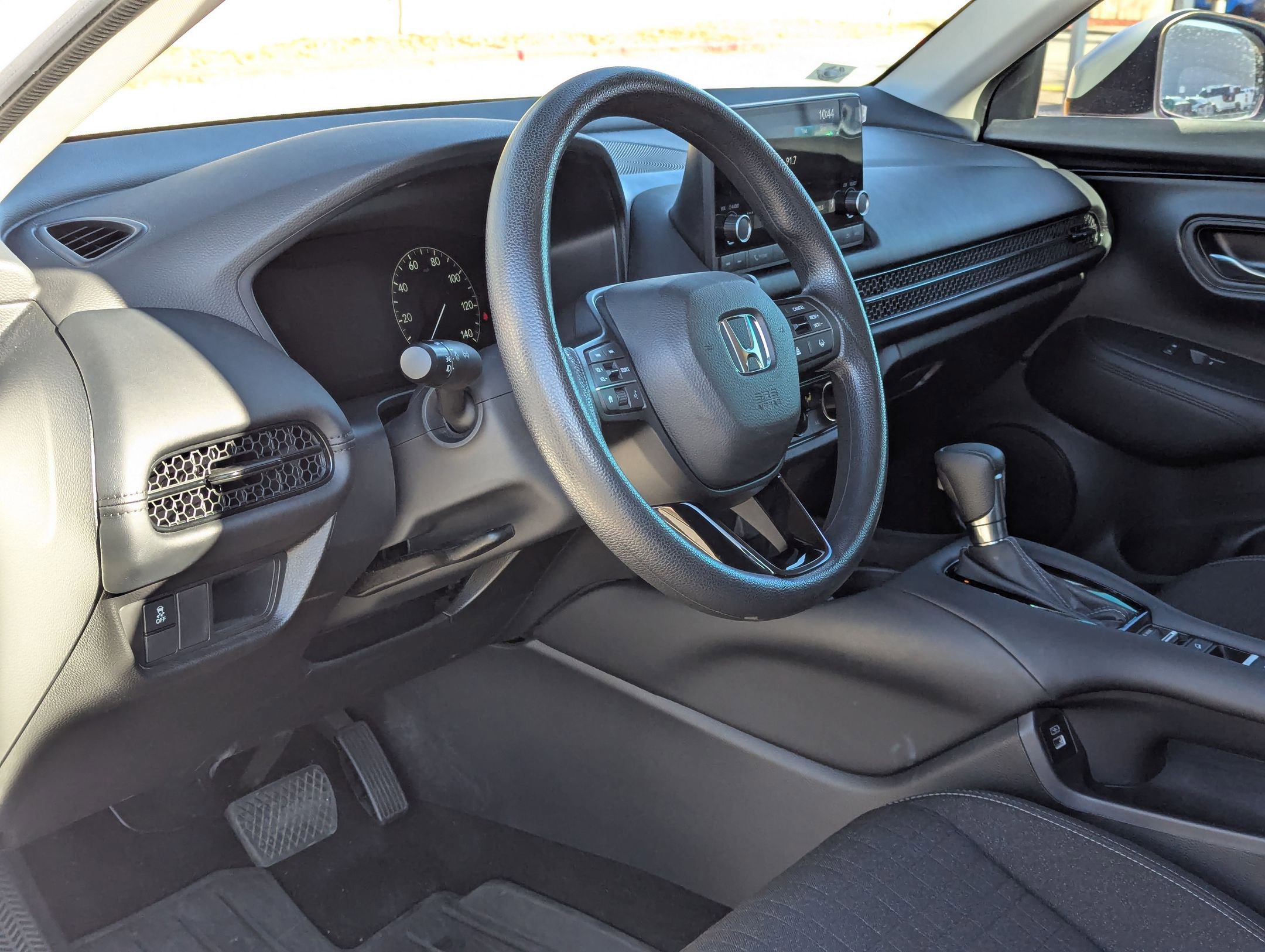 Used 2023 Honda HR-V LX image 13