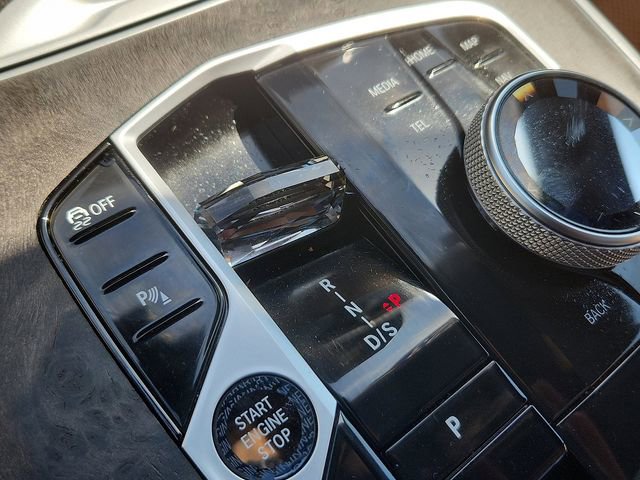 Used 2023 BMW X7 xDrive40i image 10