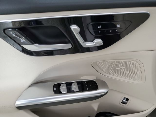 Used 2023 Mercedes-Benz C 300 Sedan image 19