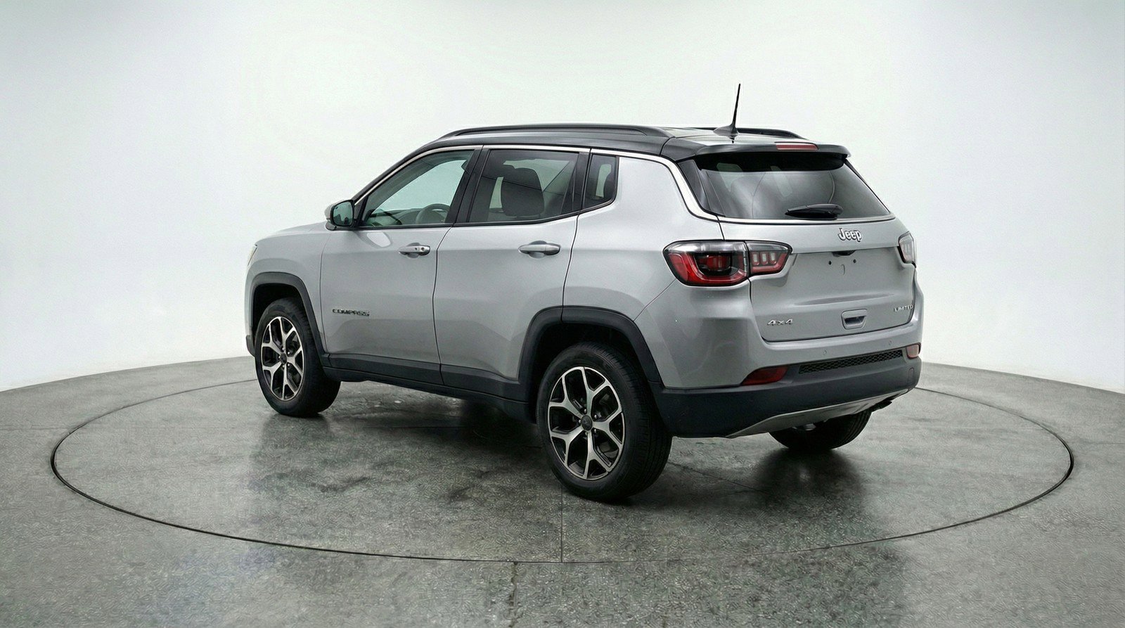 Used 2025 Jeep Compass Limited image 6