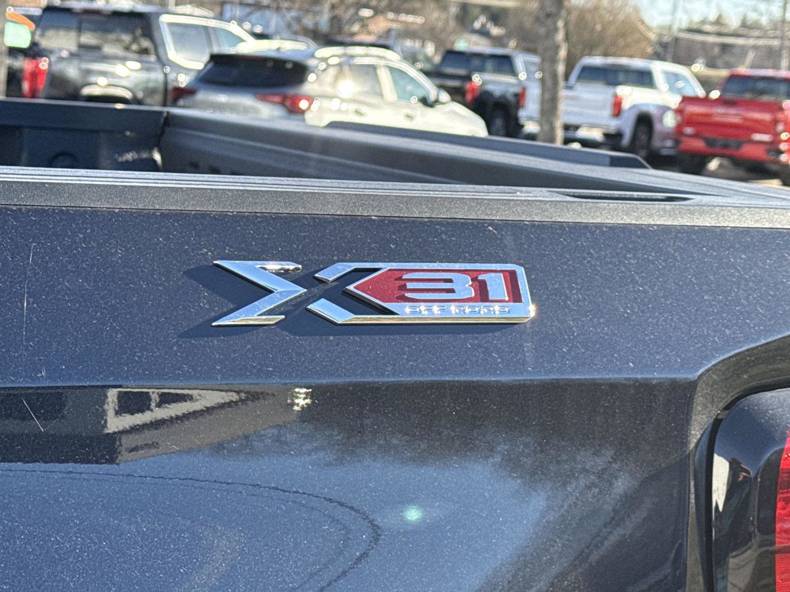 New 2026 GMC Sierra 1500 SLE AWD/4WD image 13