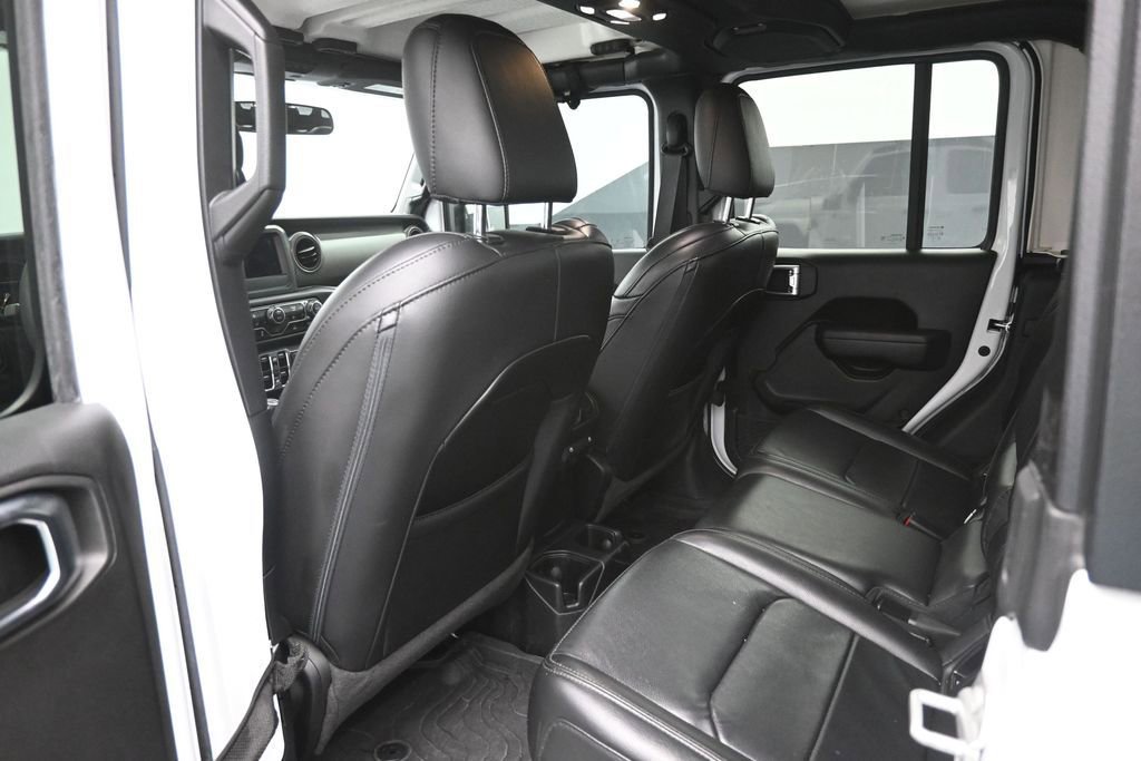 Used 2023 Jeep Gladiator Sport AWD/4WD image 26