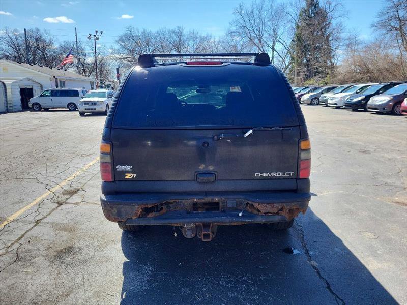 Used 2004 Chevrolet Tahoe Z71 w/ Z71 Preferred Equipment Group AWD/4WD image 7