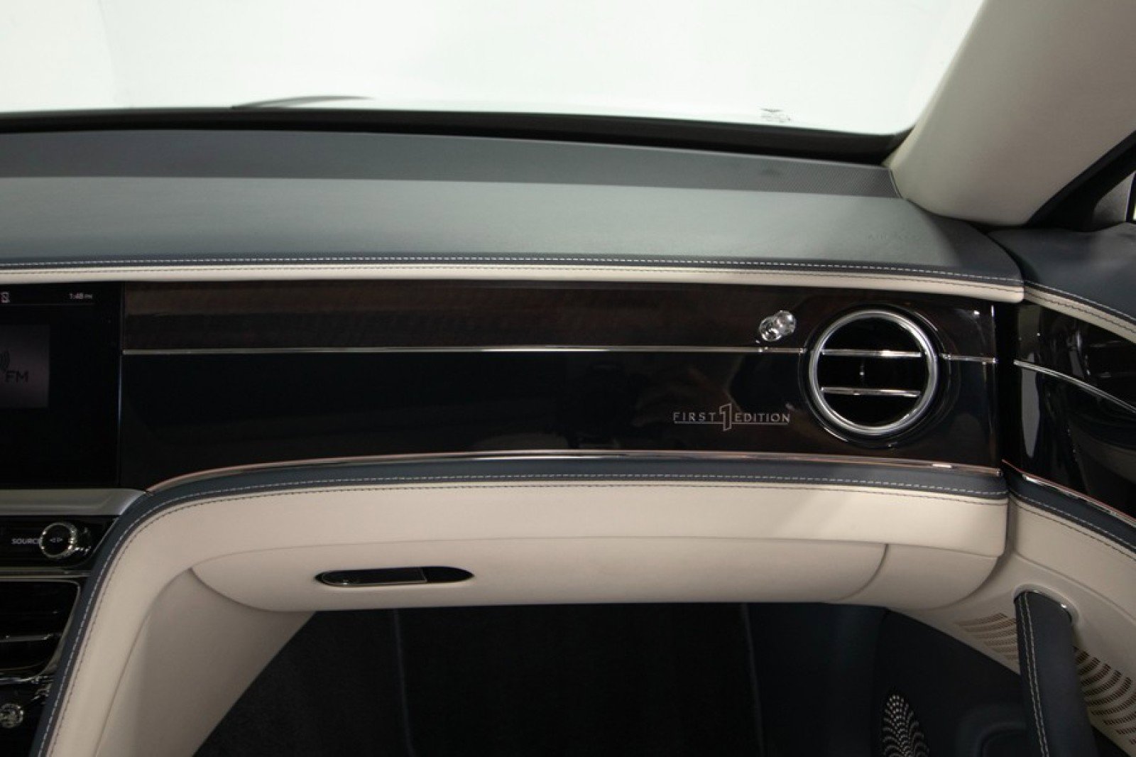 Used 2021 Bentley Flying Spur W12 image 53