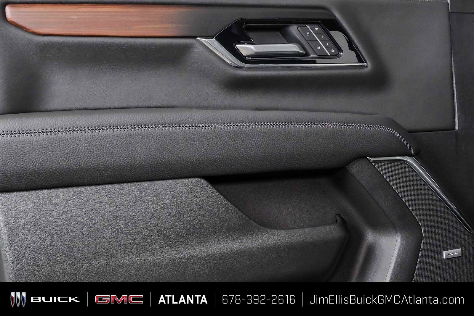 New 2026 GMC Yukon Denali w/ Denali Reserve Package AWD/4WD image 6