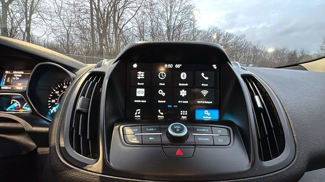 Used 2019 Ford Escape SE image 18