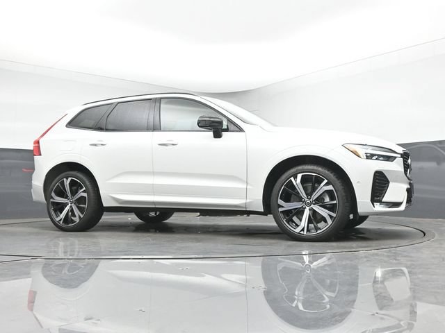Used 2023 Volvo XC60 B5 Ultimate AWD/4WD image 10