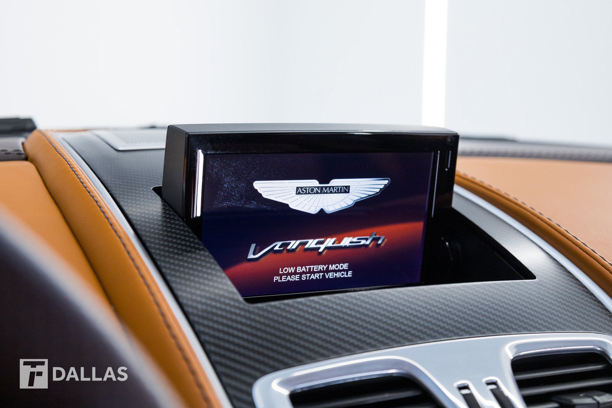 Used 2014 Aston Martin Vanquish Coupe RWD image 35