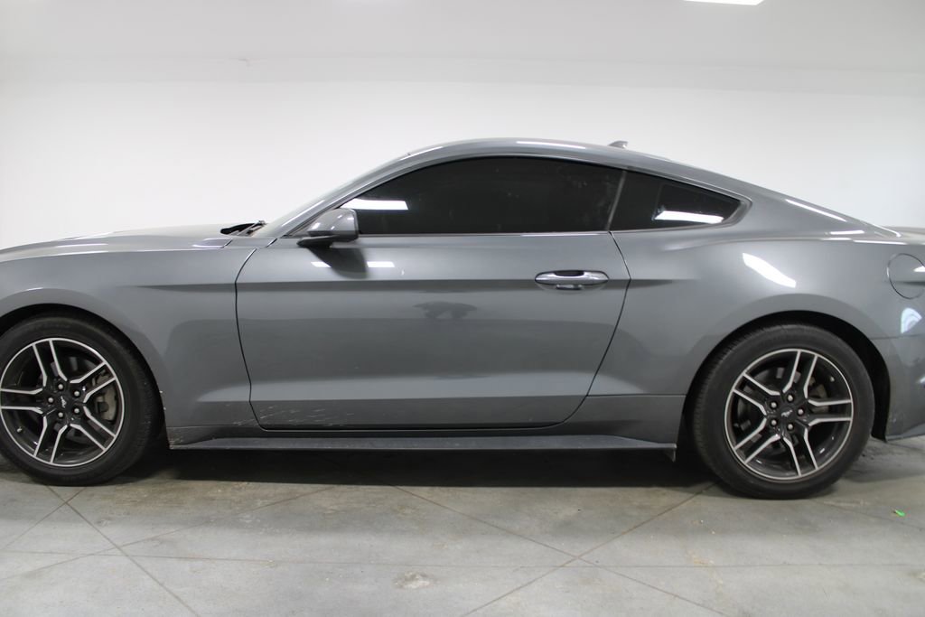 Used 2023 Ford Mustang Premium image 6