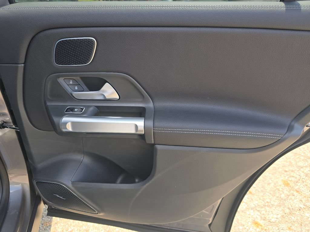 New 2026 Mercedes-Benz GLB 250 4MATIC image 23