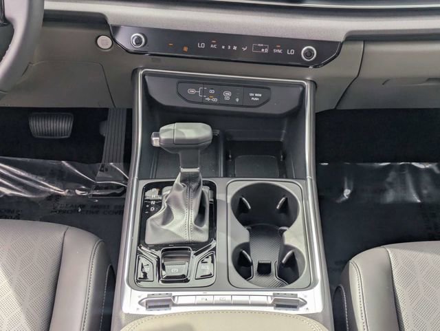 New 2026 Kia Carnival EX FWD image 18