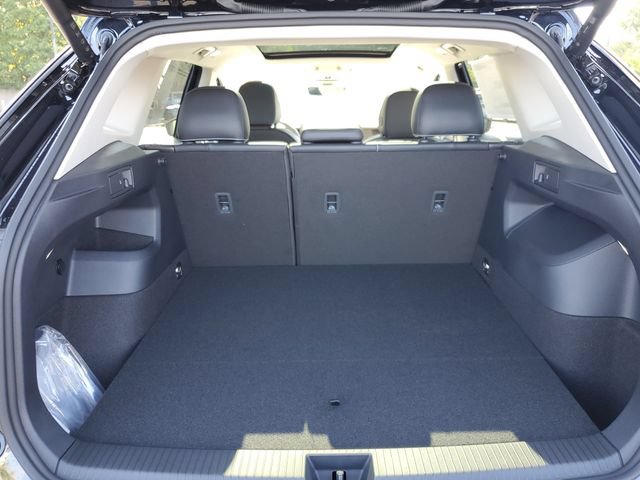 New 2026 Volkswagen Tiguan SE AWD/4WD image 7