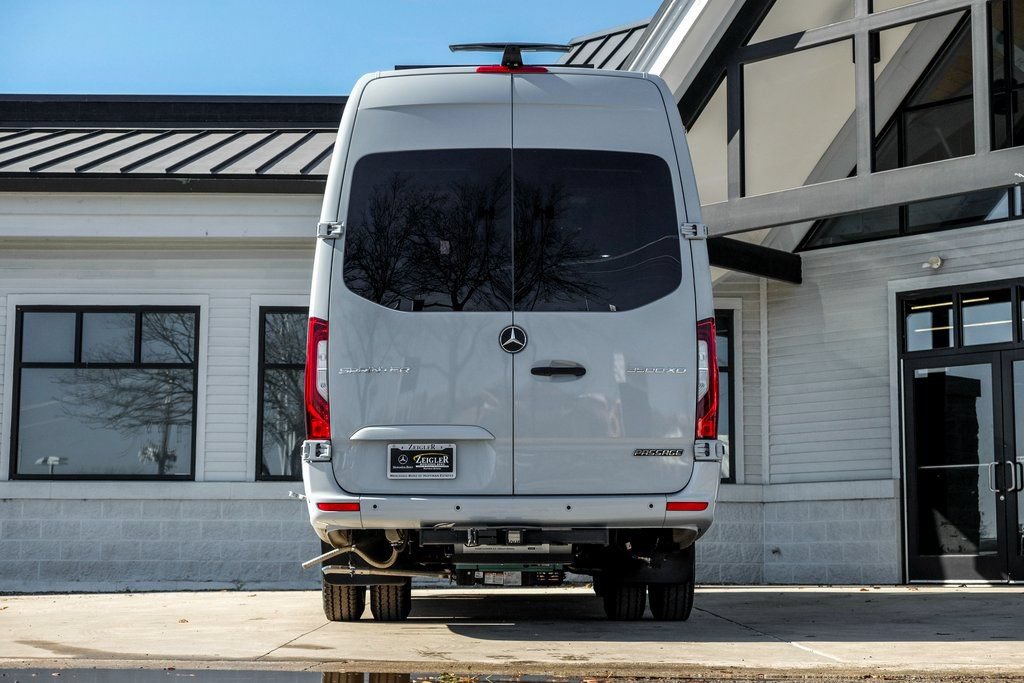 New 2024 Mercedes-Benz Sprinter 3500 image 13