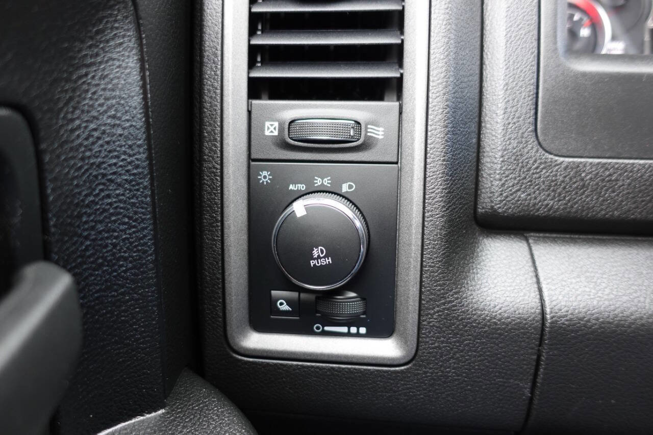 Used 2022 RAM 1500 Express w/ Wheel & Sound Group image 47