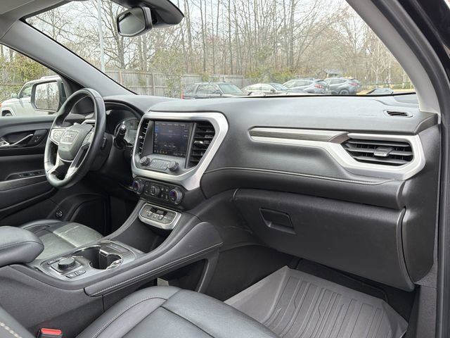 Used 2023 GMC Acadia SLT image 17