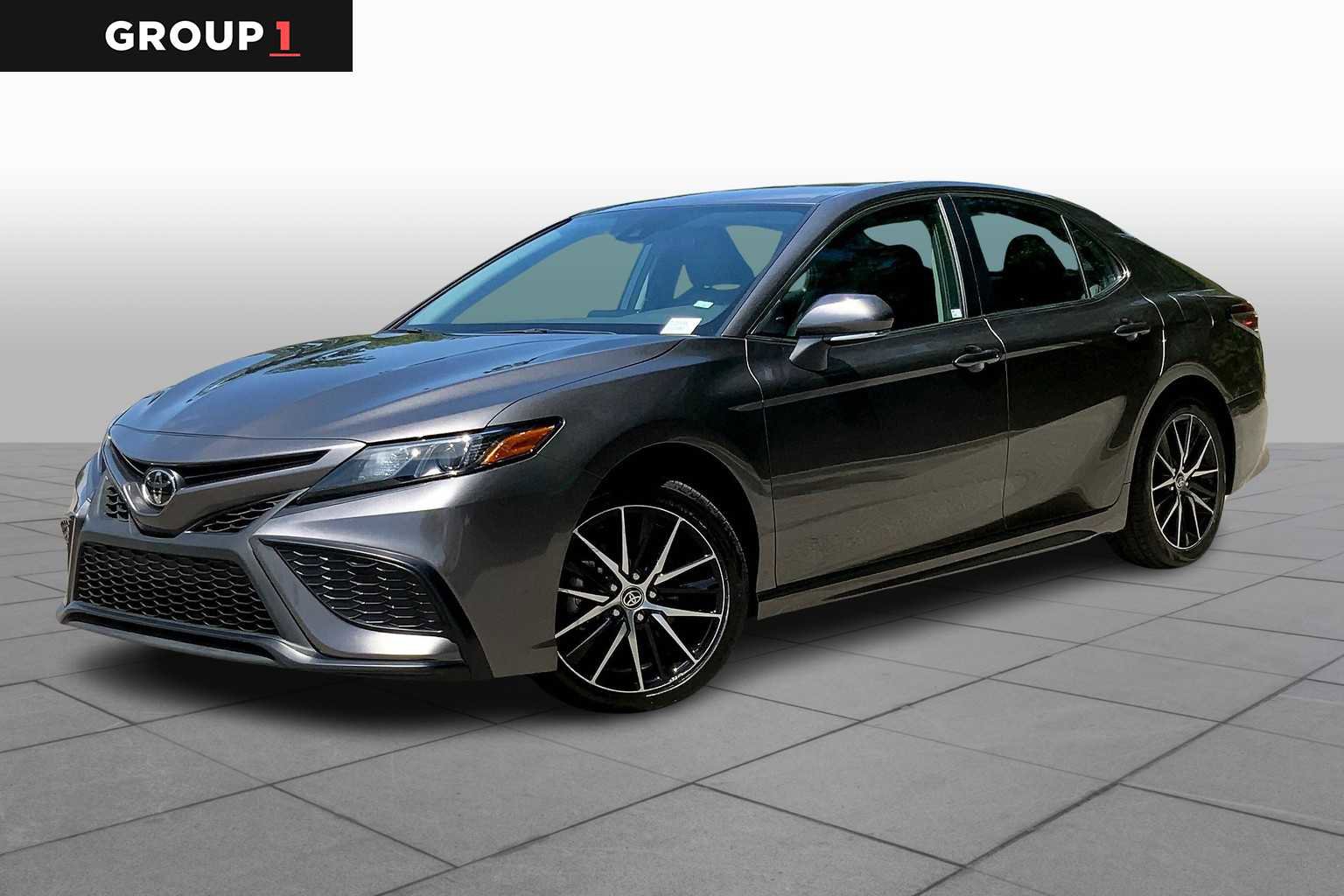 Used 2024 Toyota Camry SE