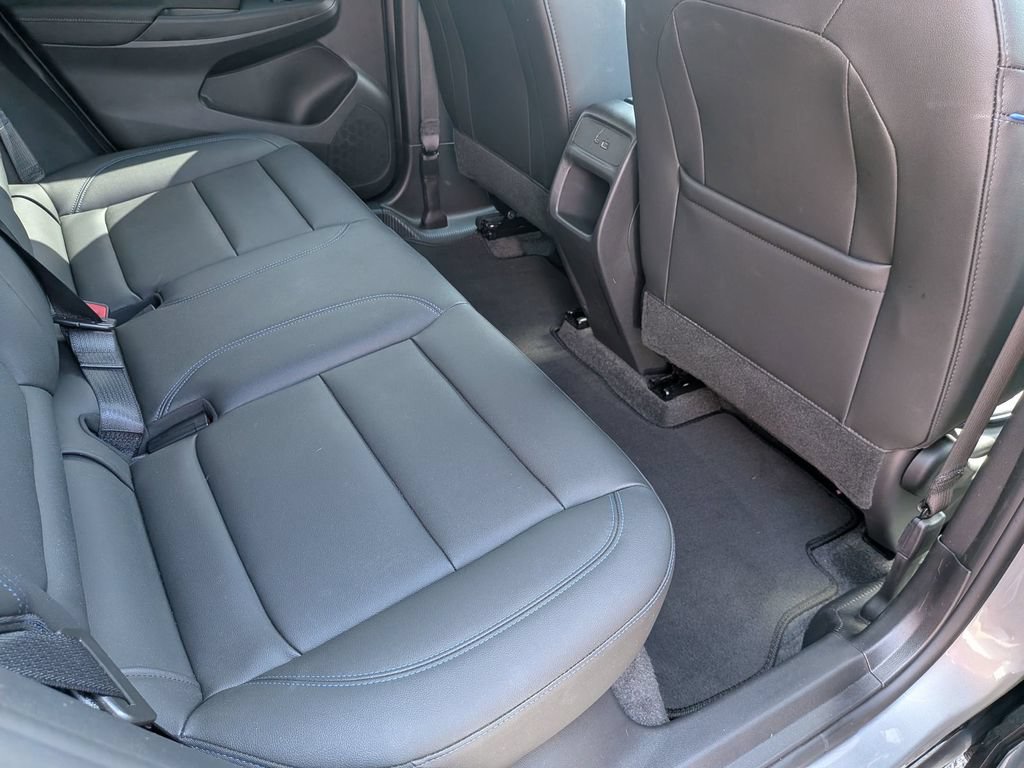 Used 2025 Buick Envista Sport Touring FWD image 23