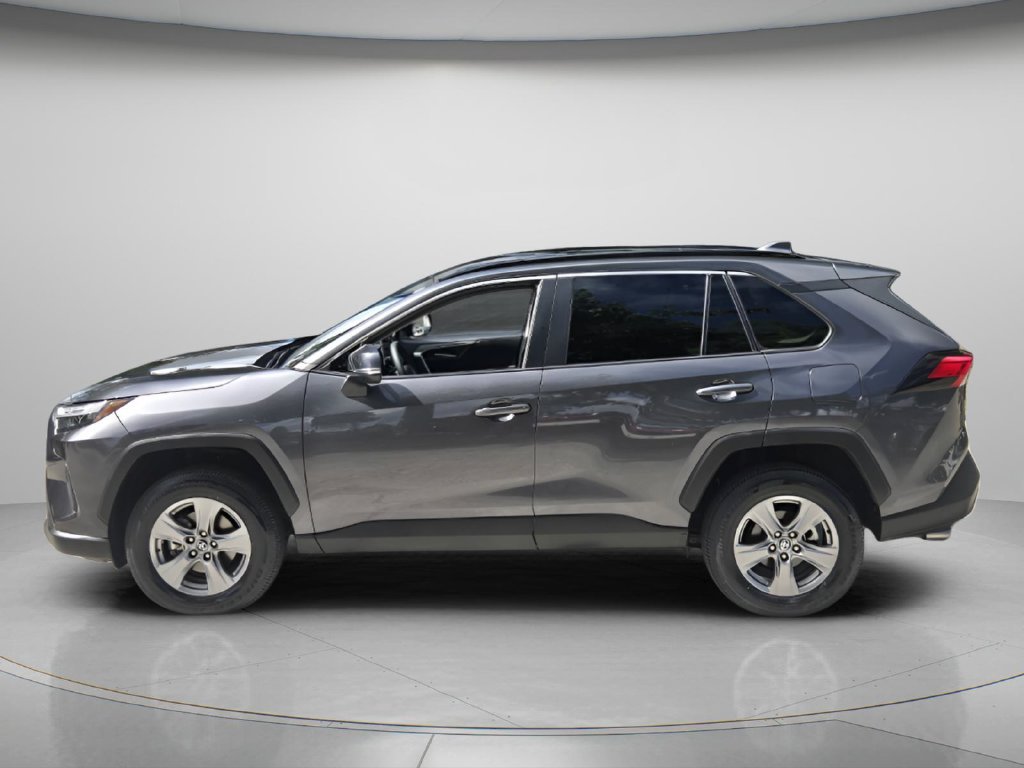 Used 2023 Toyota RAV4 XLE FWD image 5
