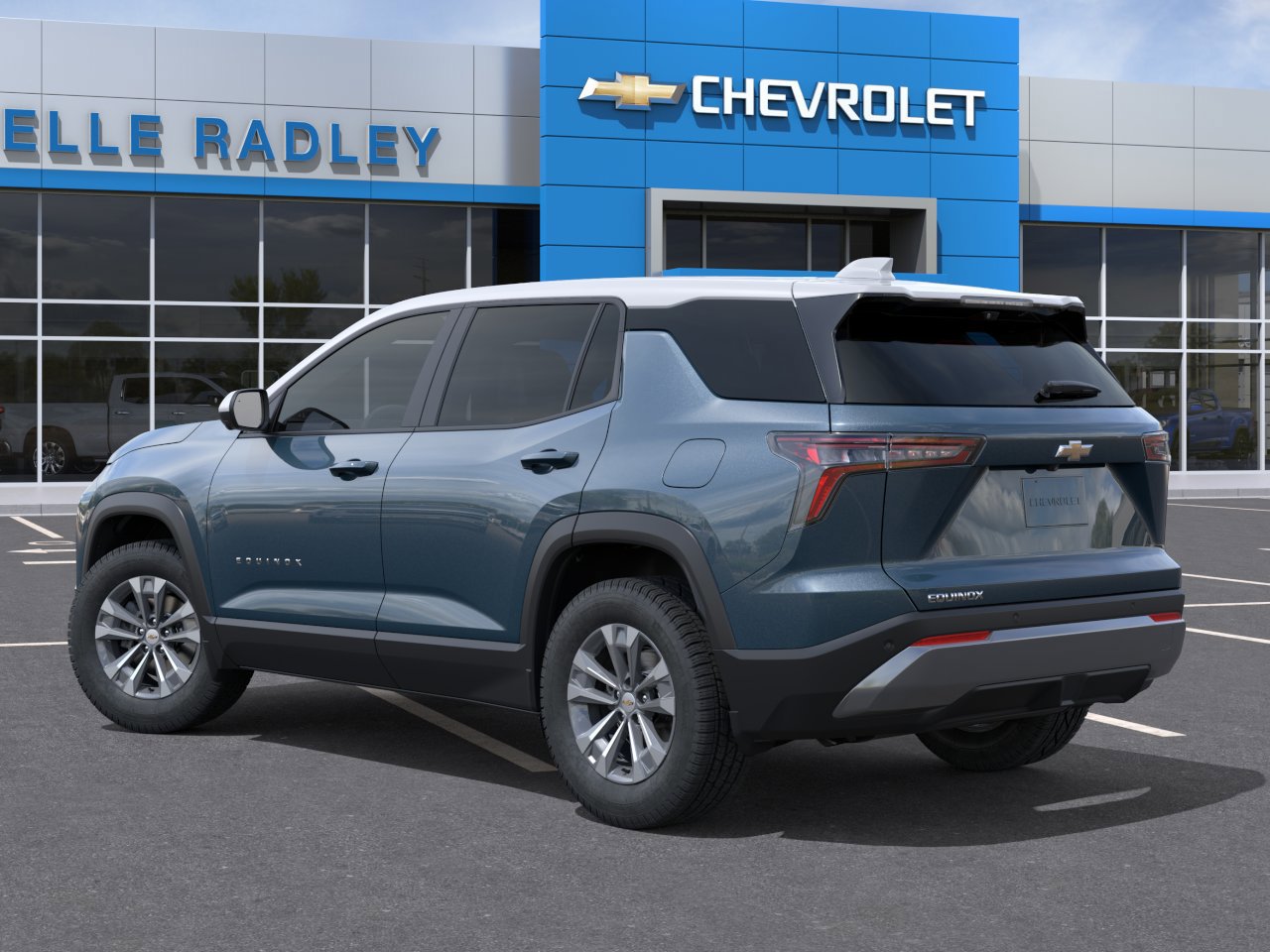 New 2026 Chevrolet Equinox LT FWD image 3