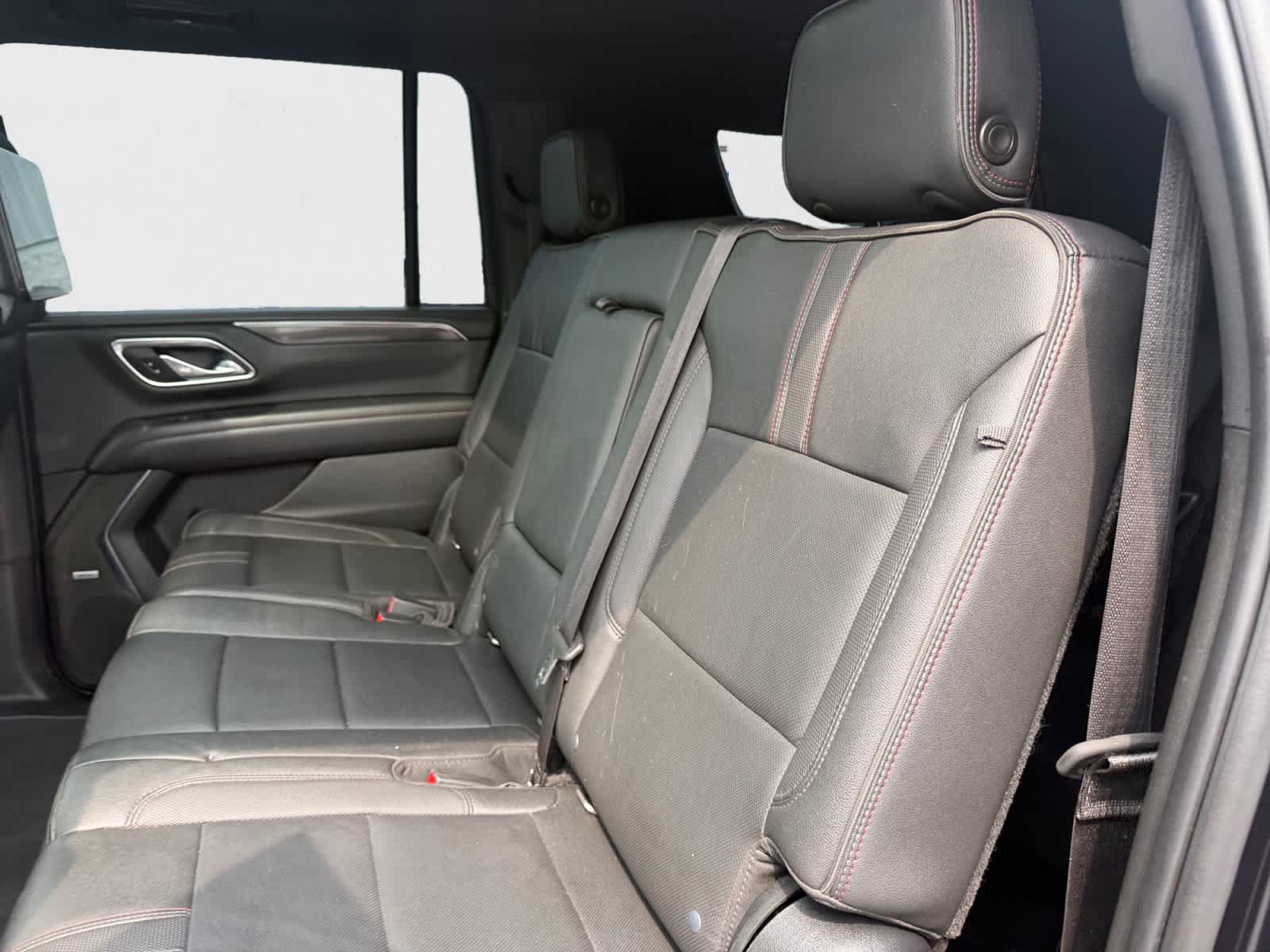 Used 2021 Chevrolet Suburban RST w/ Rear Media and Nav Package AWD/4WD image 18