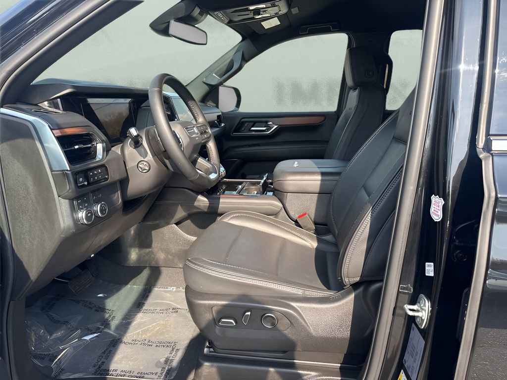 Used 2025 GMC Yukon Denali image 9