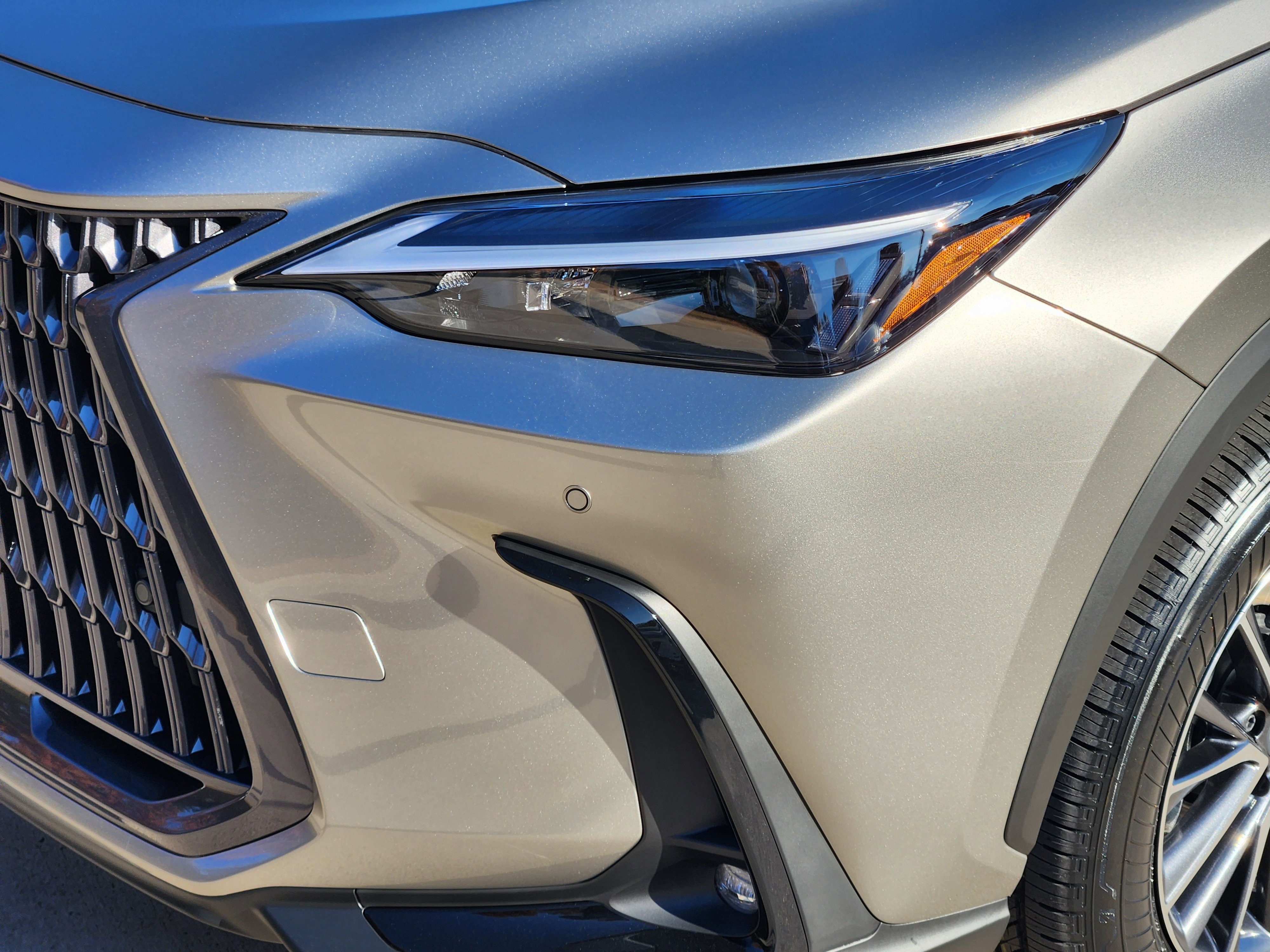 New 2026 Lexus NX 350h AWD w/ Premium Package image 5