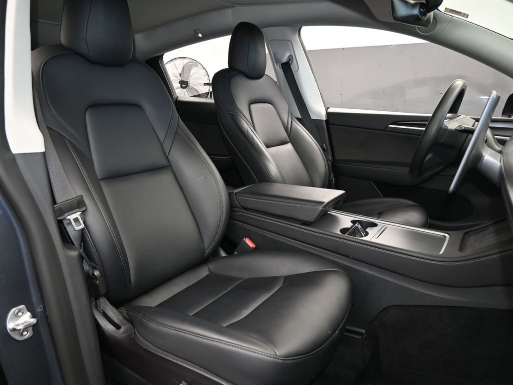 Used 2022 Tesla Model Y Performance image 38
