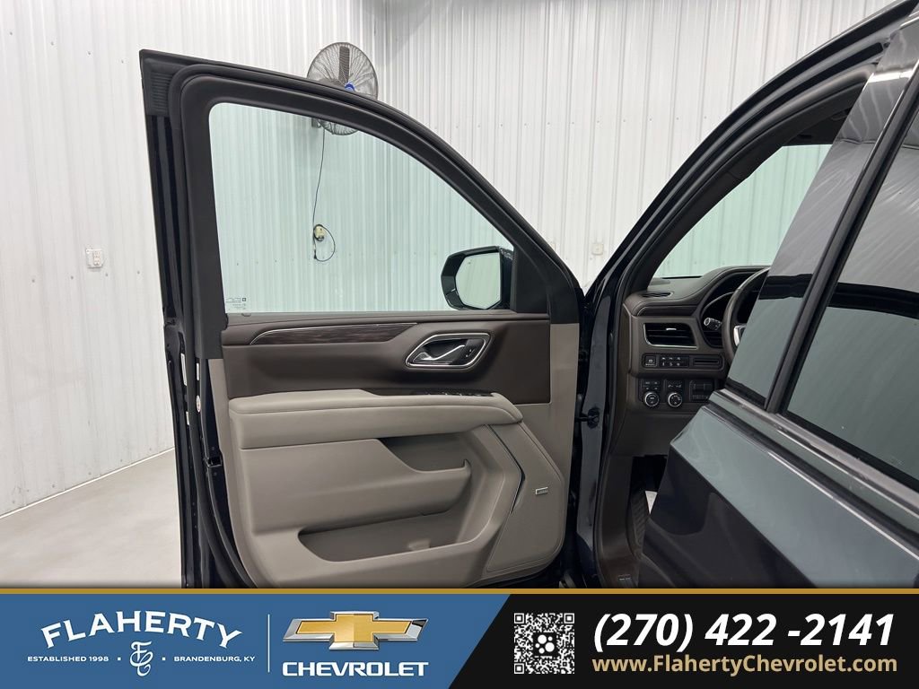 Used 2024 Chevrolet Tahoe Z71 w/ Z71 Off-Road Package image 8