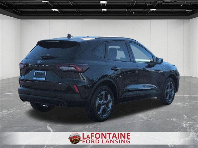 Used 2025 Ford Escape ST-Line image 5