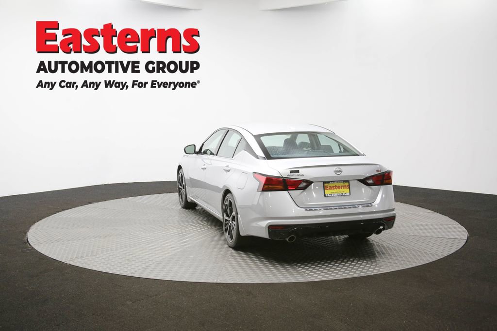 Used 2023 Nissan Altima 2.5 SR FWD image 62