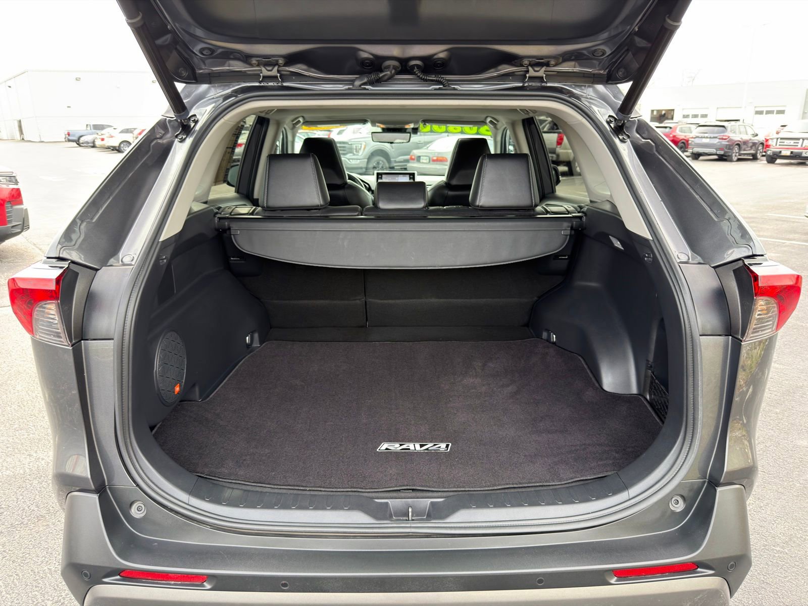 Used 2021 Toyota RAV4 Limited w/ Limited Grade Weather Package image 33