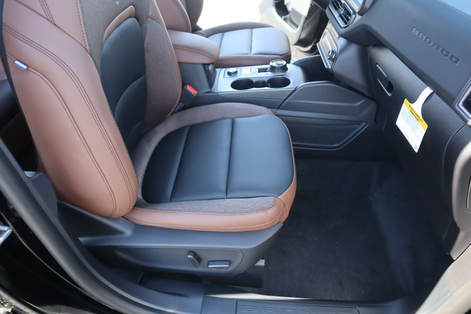 New 2026 Ford Bronco Sport Outer Banks w/ Outer Banks Tech Package+ AWD/4WD image 14