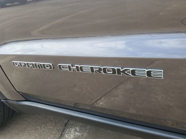 Used 2021 Jeep Grand Cherokee Limited w/ Premium Lighting Group image 10