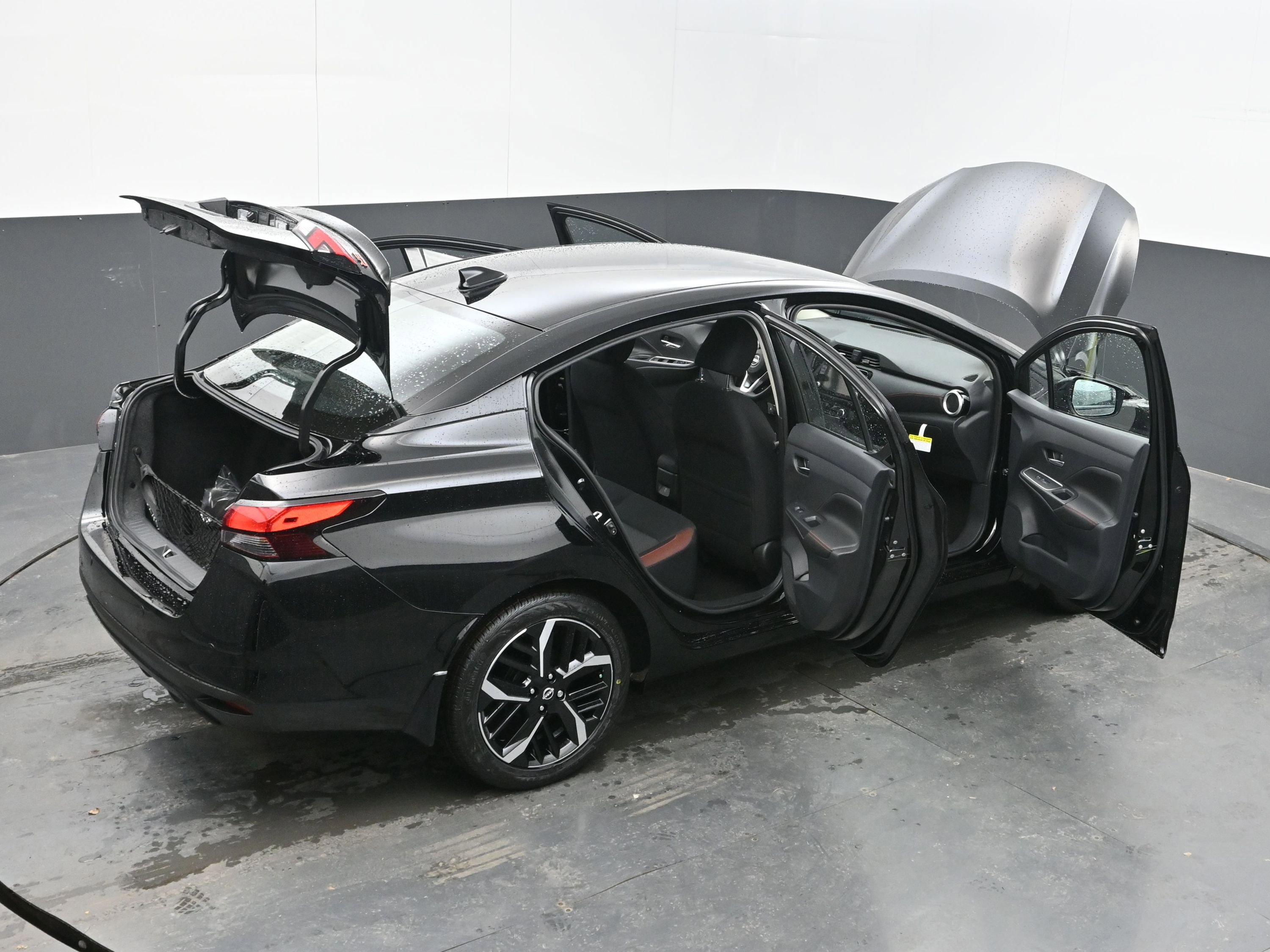 New 2025 Nissan Versa SR image 44