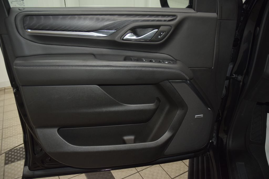 Used 2024 GMC Yukon XL Denali AWD/4WD image 49