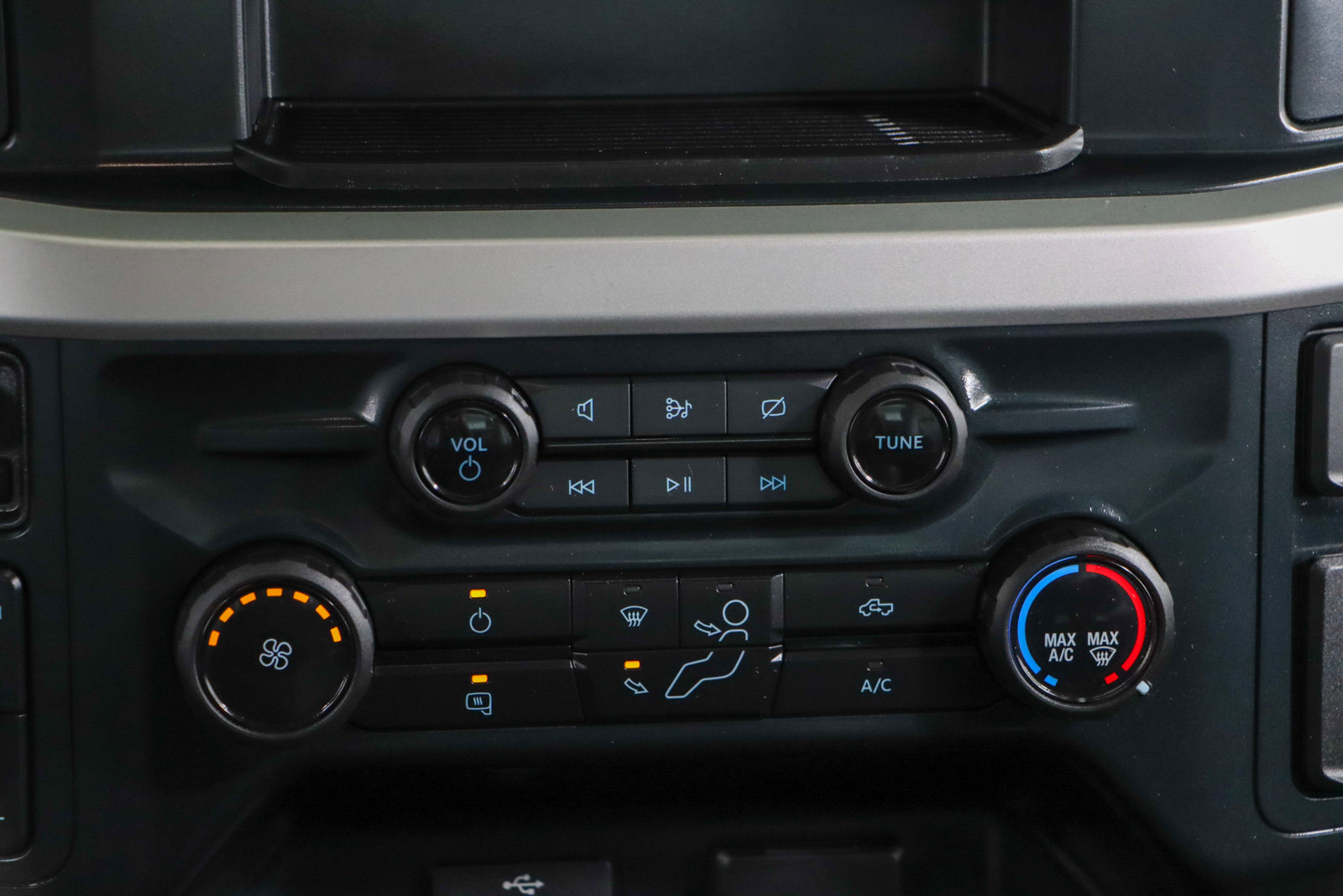 Used 2023 Ford F250 XL w/ FX4 Off-Road Package image 22