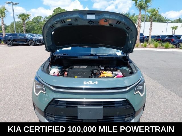 Certified 2023 Kia Niro SX Touring FWD image 9