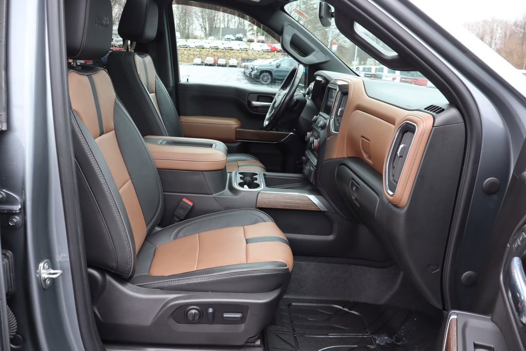 Used 2022 Chevrolet Silverado 1500 High Country w/ LPO, Dark Essentials Package image 18