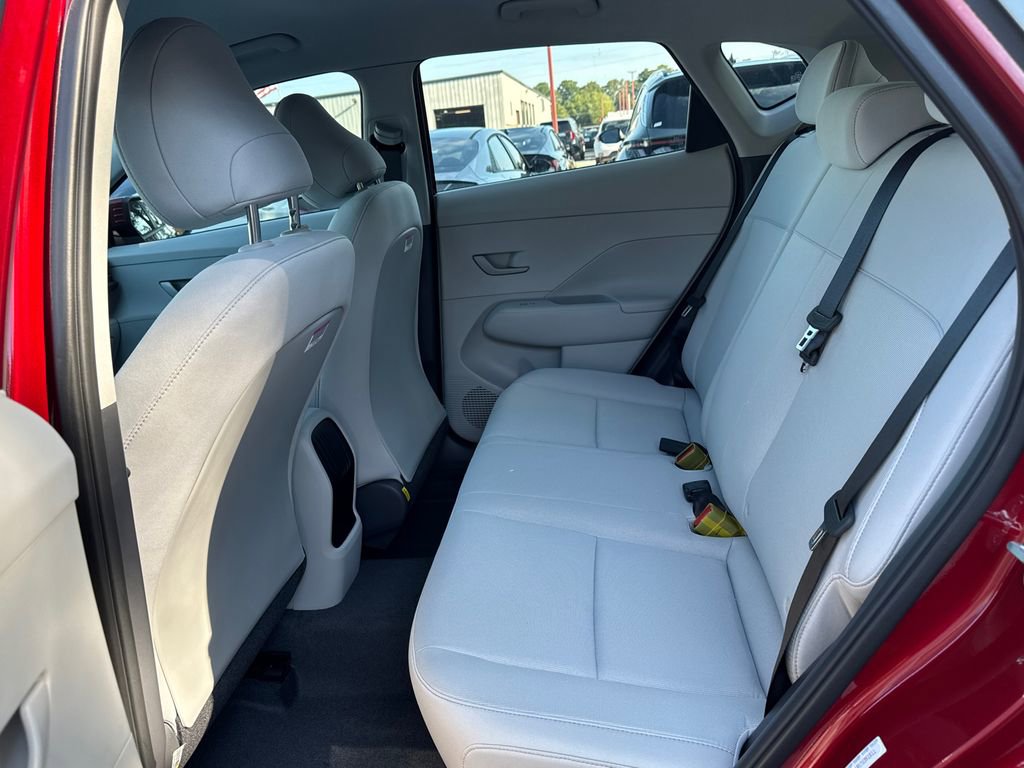 New 2026 Hyundai Kona SE image 11