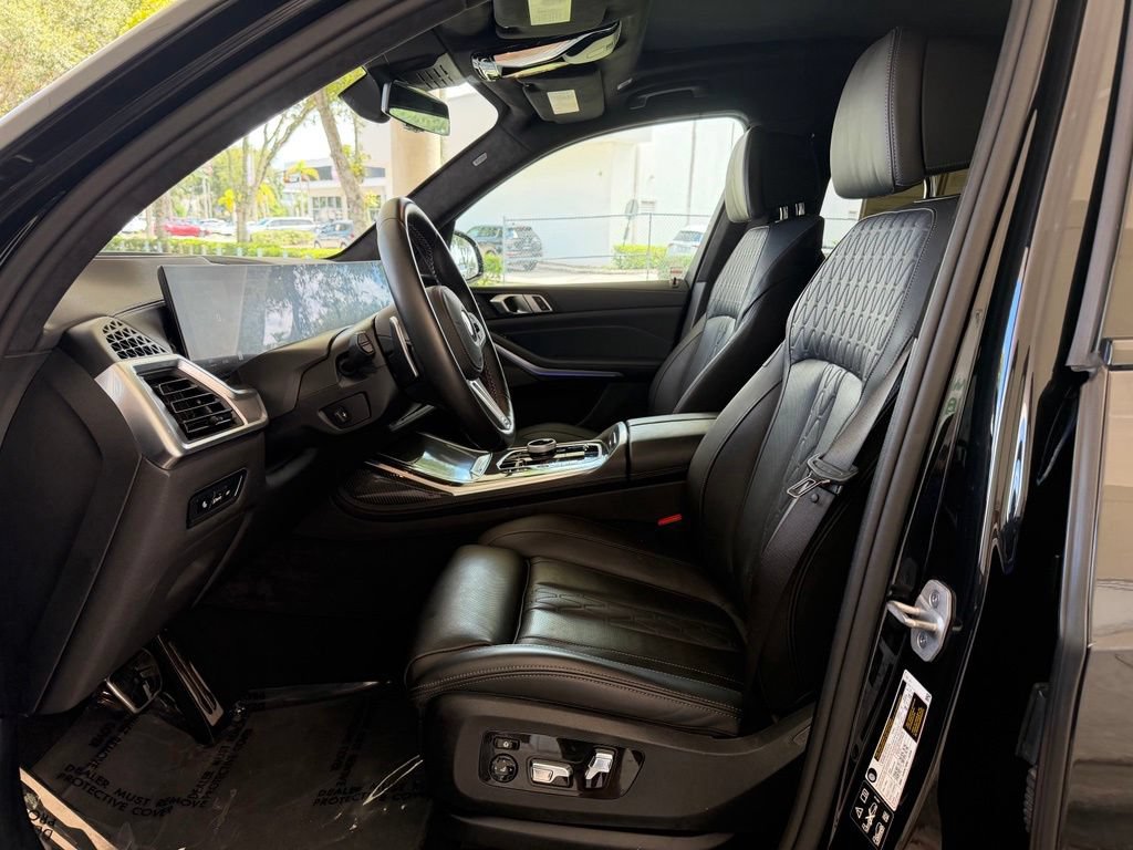 Used 2026 BMW X7 M60i AWD/4WD image 6