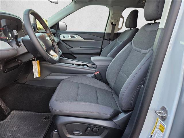 New 2026 Ford Explorer Active video 4