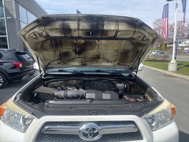 Used 2011 Toyota 4Runner SR5 w/ Convenience Pkg image 16