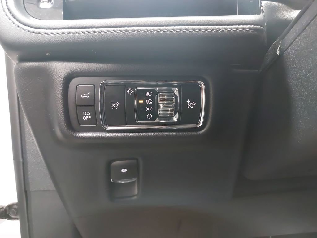 Used 2023 Lincoln Nautilus AWD w/ Premium Package image 26