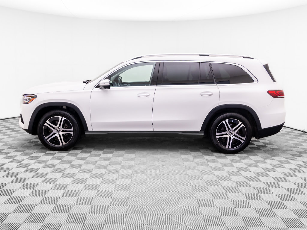 Used 2022 Mercedes-Benz GLS 450 4MATIC image 2