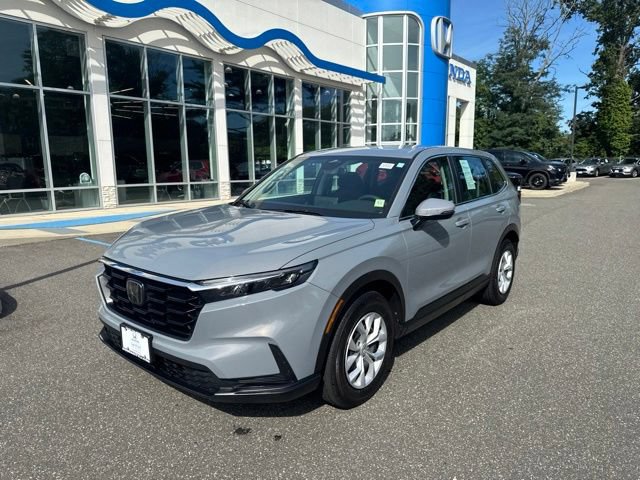 Used 2023 Honda CR-V LX image 4