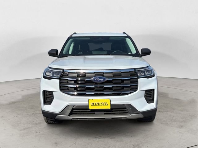 Used 2026 Ford Explorer Active AWD/4WD image 8