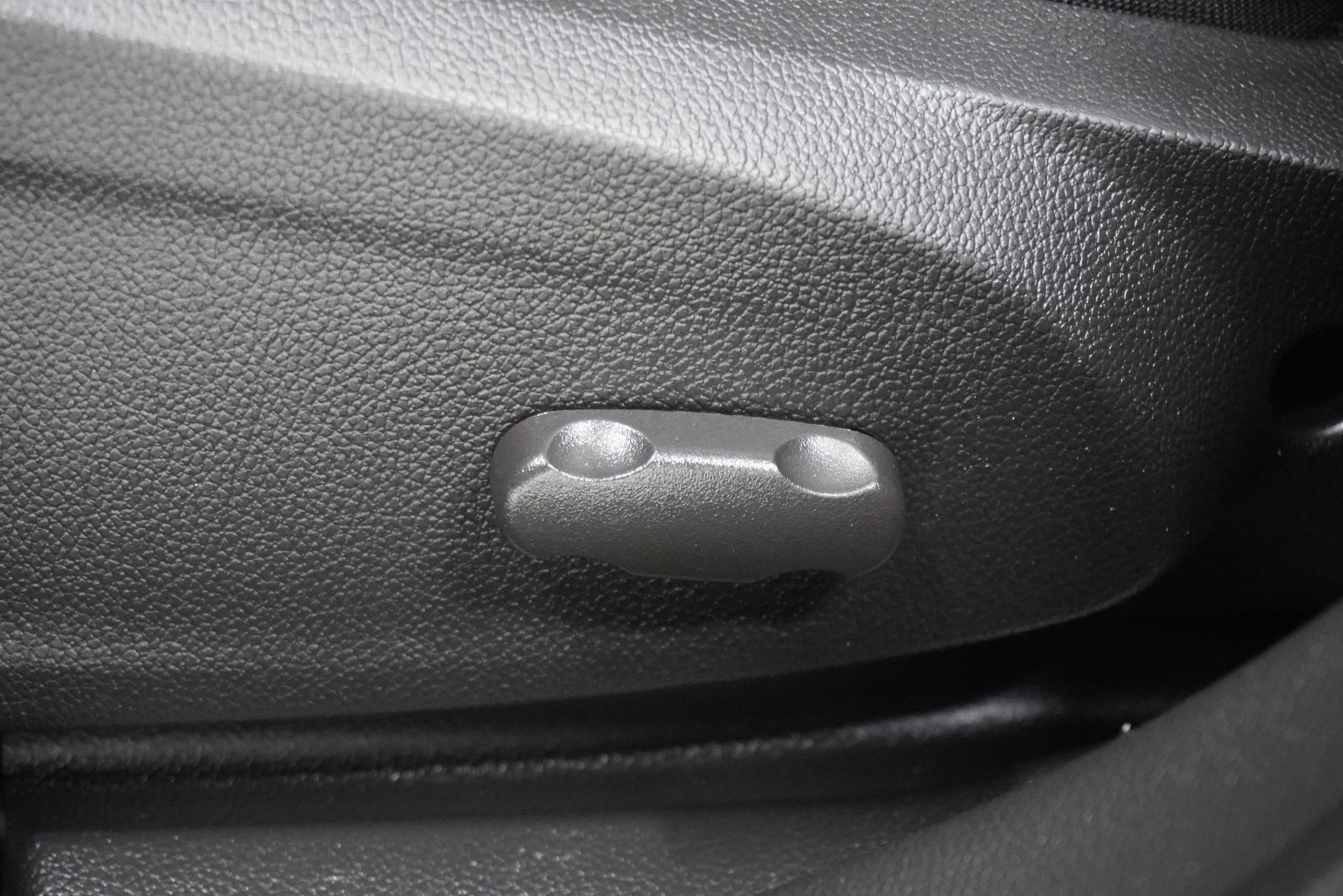 Used 2020 Chevrolet Sonic LT w/ Convenience Package image 14