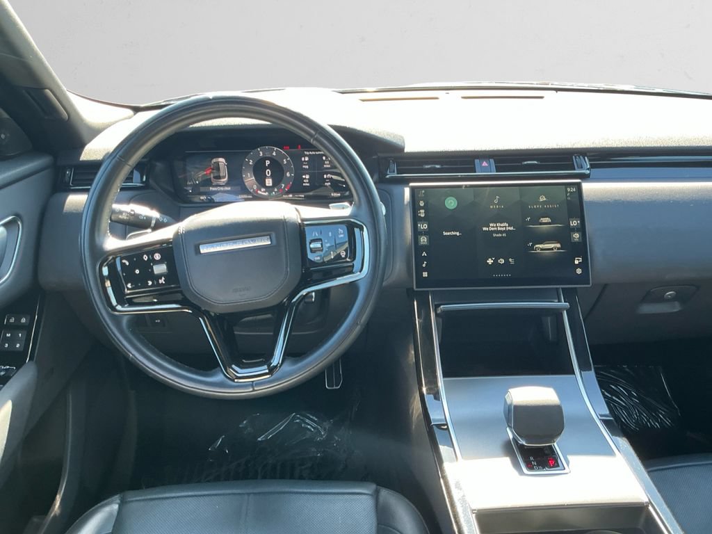 Used 2025 Land Rover Range Rover Velar Dynamic SE AWD/4WD image 10