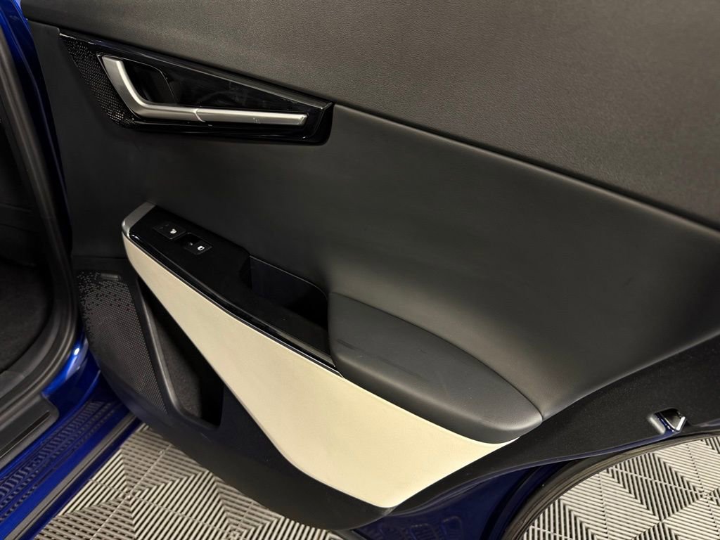 Used 2024 Kia EV6 GT-Line image 32